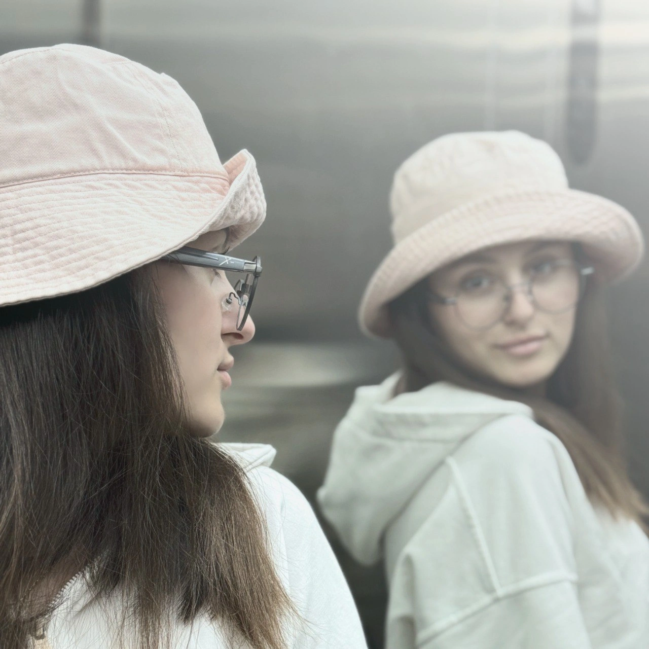  Путешественникам